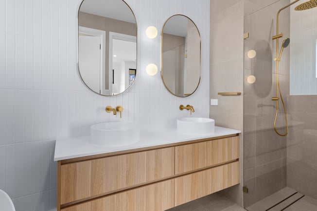 IN-HOUSE IMAGING_052530